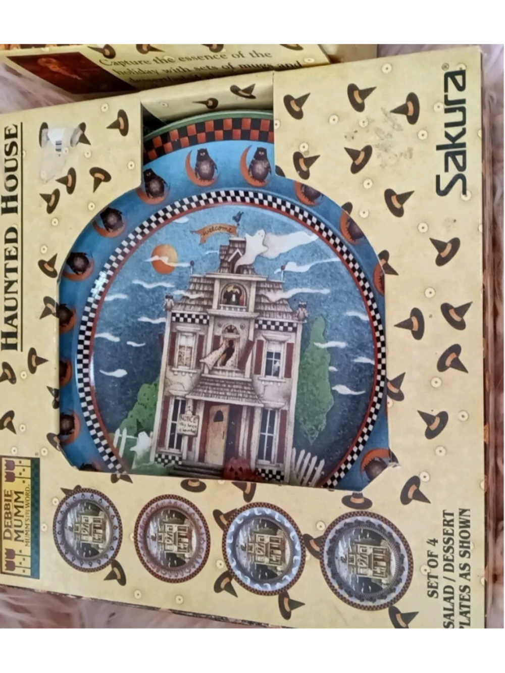 Debbie Mumm haunted house 8" dessert plates & matching mugs 8 Pcs 🎃👻 Stoneware